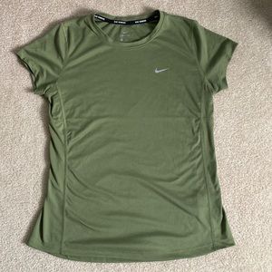 Nike running dry fit t-shirt